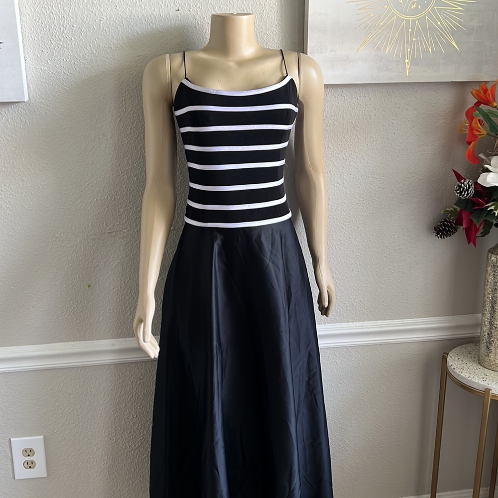 Js Collections Petite 8p Pink & Black Striped Mes… - image 3